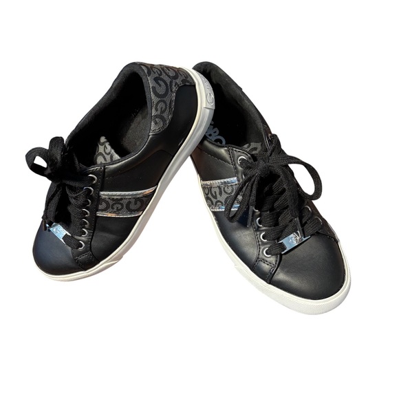 GBG Los Angeles Black and Silver Women's Sneakers - Picture 1 of 6